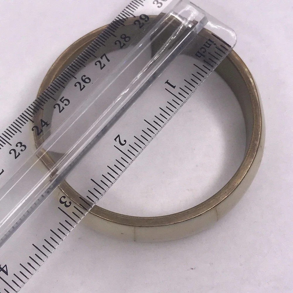 Bangle‎ Off White Shell Bracelet Brass Interior 3/4